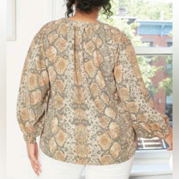 Ava & Viv Snake Print Blouse Top Shirt Long Balloon Sleeve Open Collar 4X NWT - Picture 2 of 7